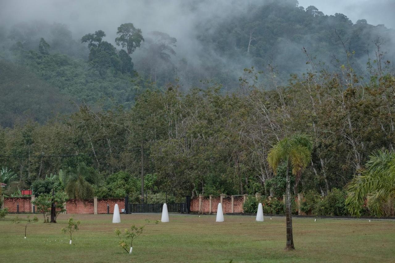 Sembilan Langkawi Villa Padang Mat Sirat Exterior photo