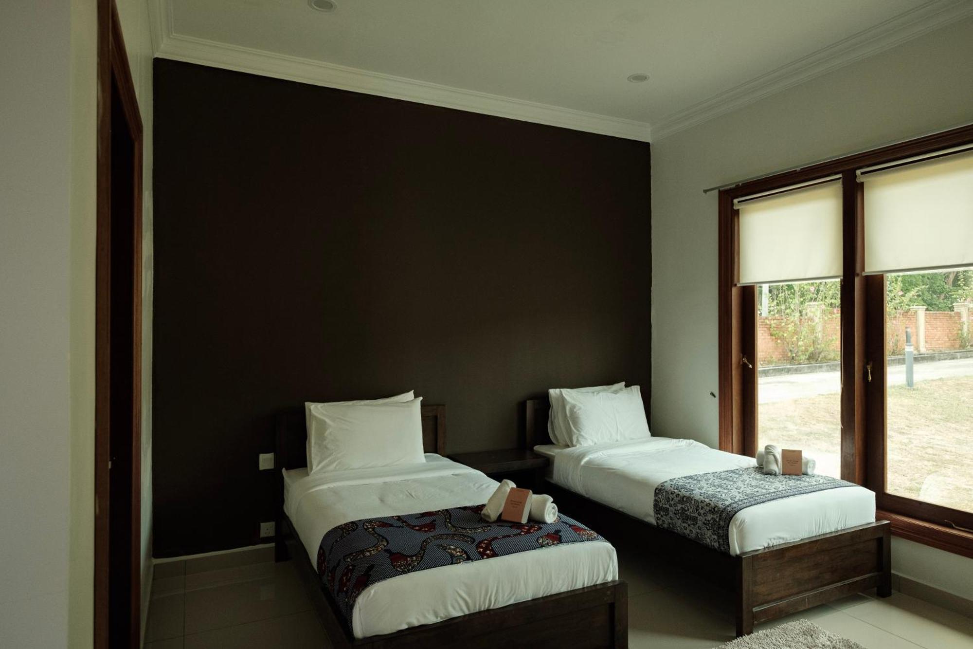 Sembilan Langkawi Villa Padang Mat Sirat Exterior photo